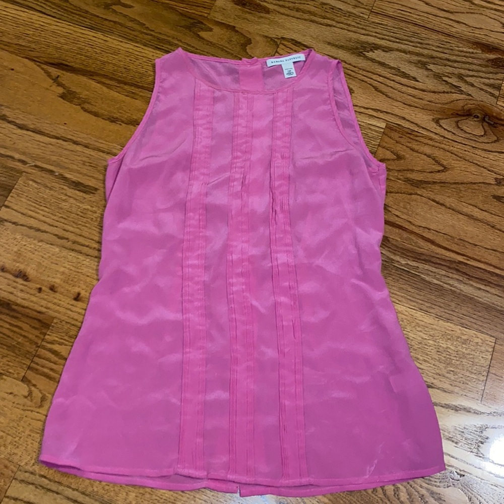 Pink banana republic